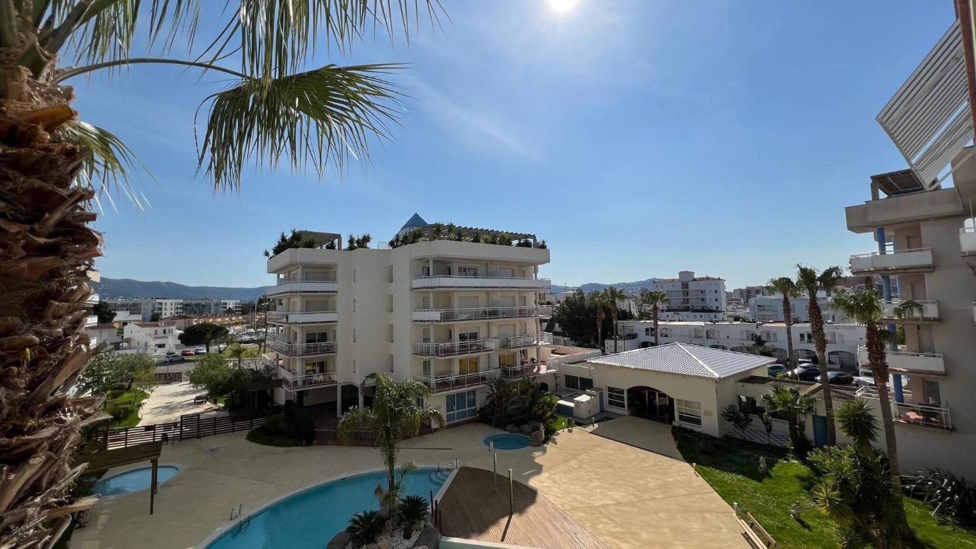 Bonito Piso En Roses Con Piscina Y Parking Av-66 Lejlighed Eksteriør billede