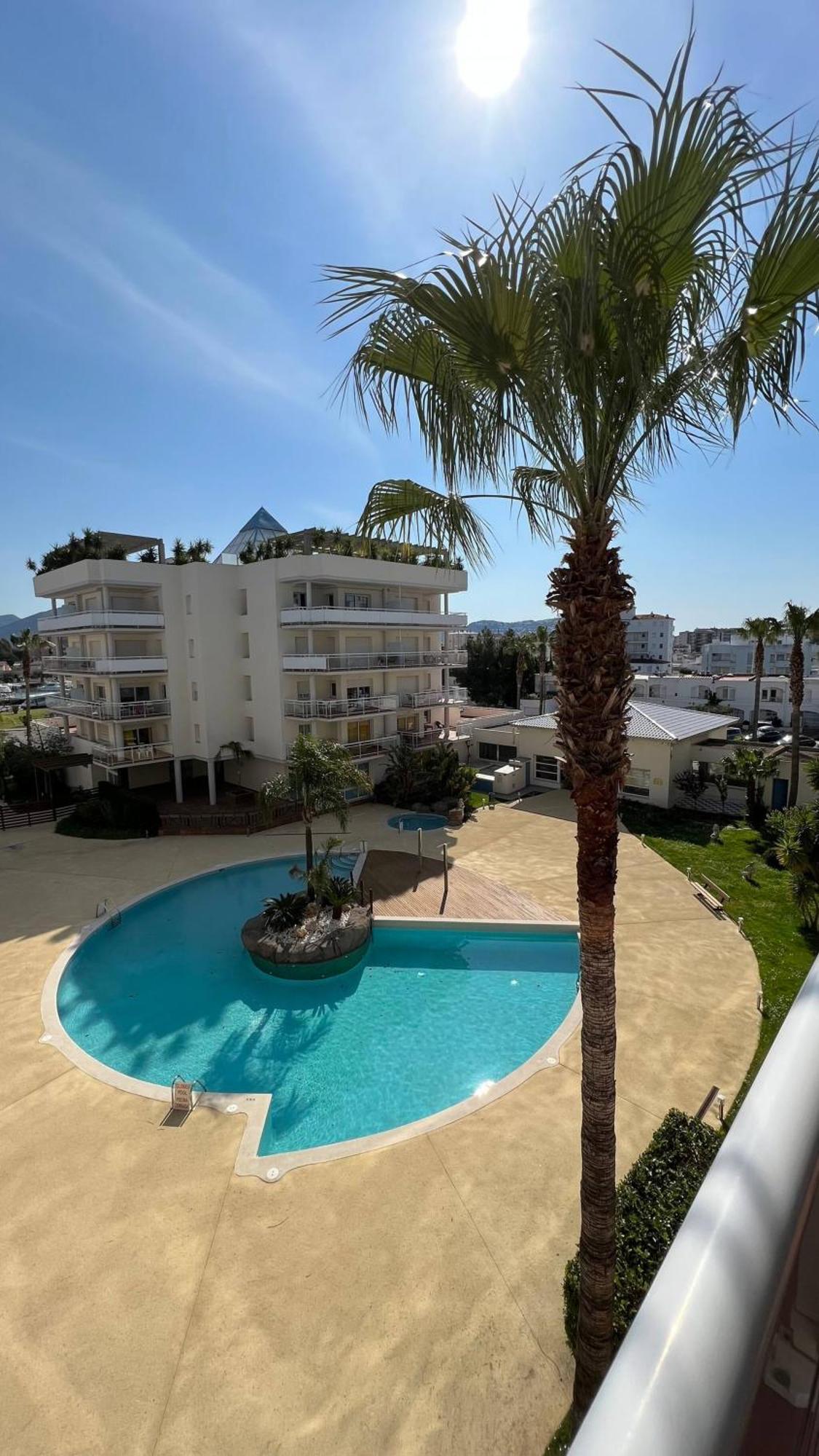 Bonito Piso En Roses Con Piscina Y Parking Av-66 Lejlighed Eksteriør billede
